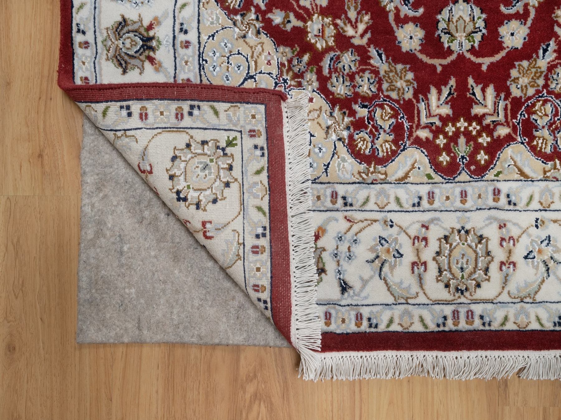 Red Nain Rugs 4'x6'1